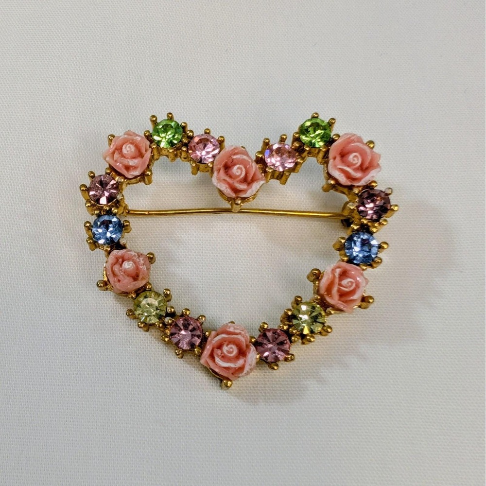 Vintage Avon Coquette Style Rose And Pastel Crystal Heart Brooch Pin 1.5" - Picture 2 of 7